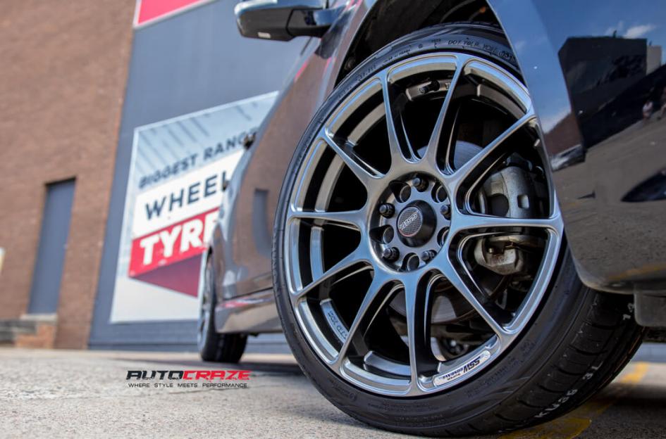 SUZUKI SWIFT BLADE HYPER BLACK